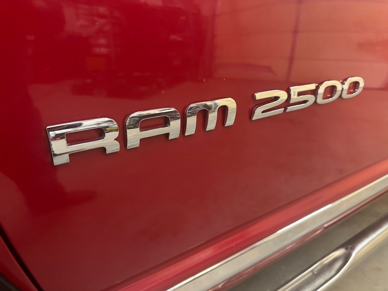 Dodge Ram 2500 Laramie Quad Cab SWB 4WD 2005