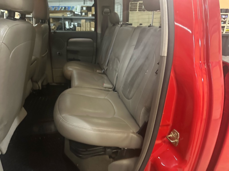 Dodge Ram 2500 Laramie Quad Cab SWB 4WD 2005