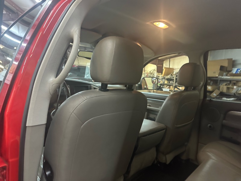 Dodge Ram 2500 Laramie Quad Cab SWB 4WD 2005