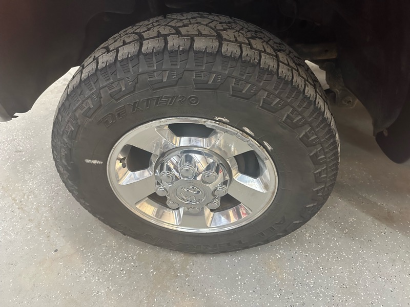 Dodge Ram 2500 Laramie Quad Cab SWB 4WD 2005