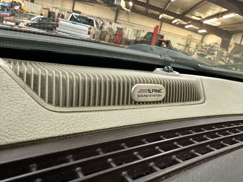 RAM 1500 Laramie Crew Cab SWB 4WD 2014