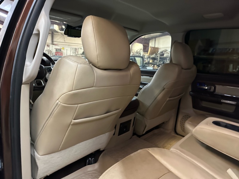 RAM 1500 Laramie Crew Cab SWB 4WD 2014