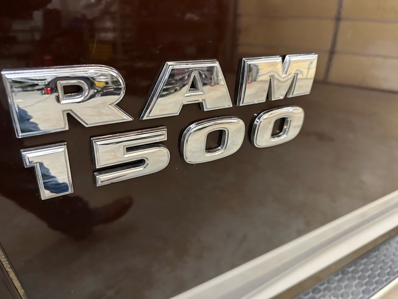 RAM 1500 Laramie Crew Cab SWB 4WD 2014