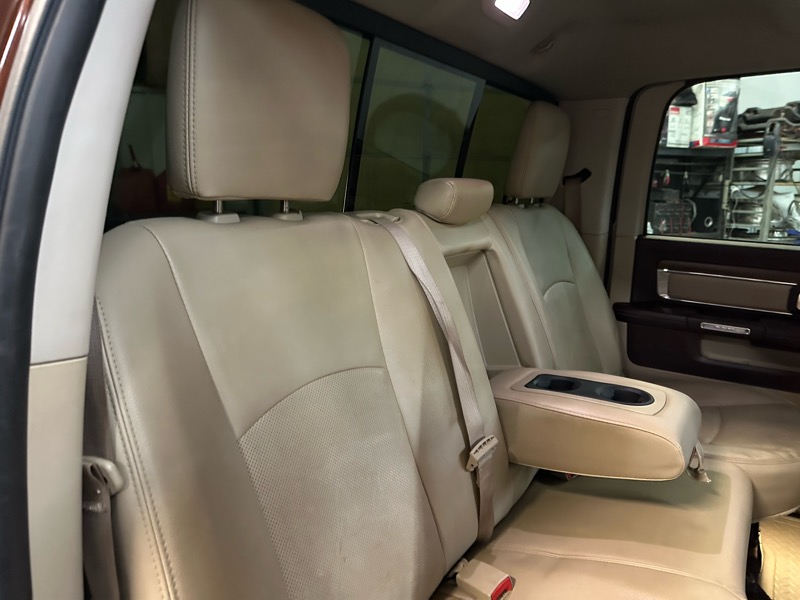 RAM 1500 Laramie Crew Cab SWB 4WD 2014