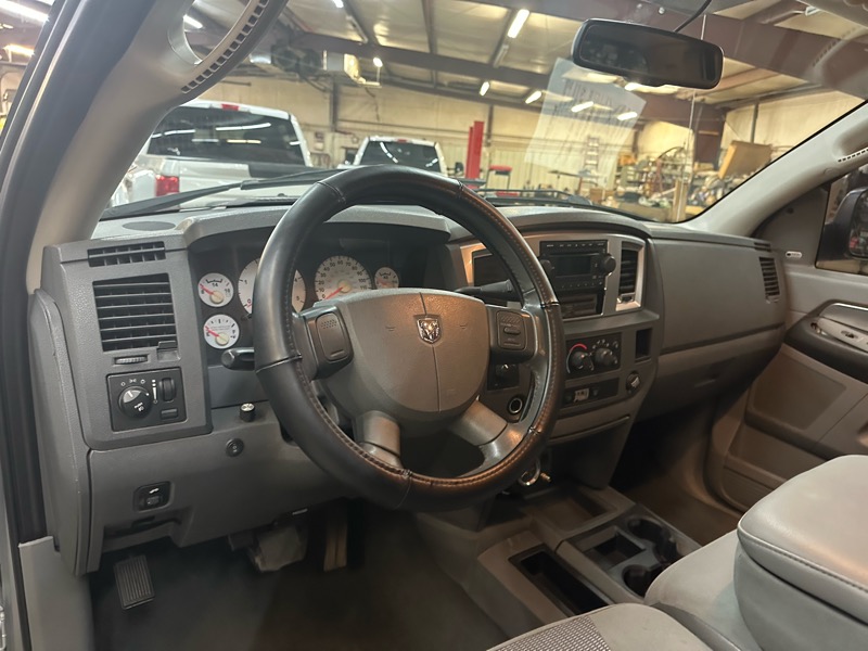 Dodge Ram 2500 SLT Mega Cab 4WD 2008