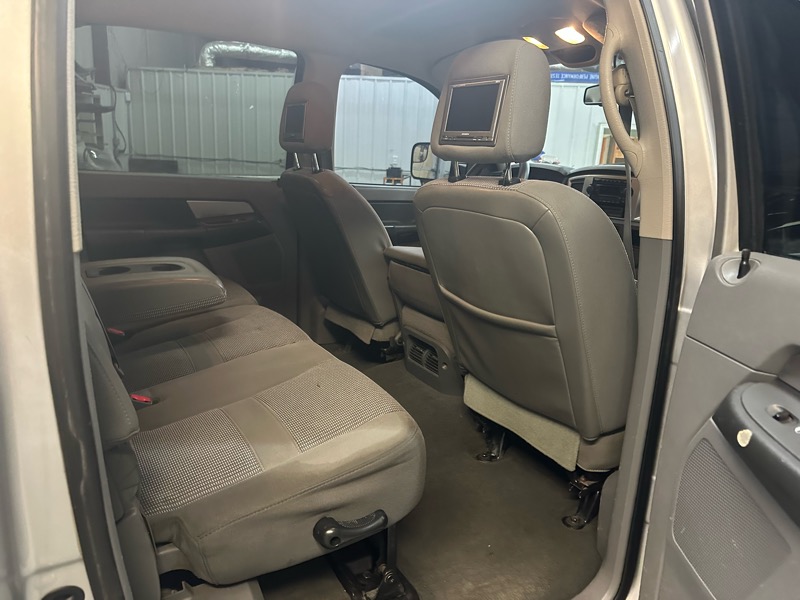 Dodge Ram 2500 SLT Mega Cab 4WD 2008