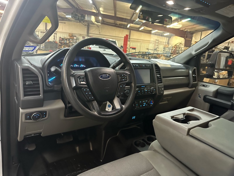 Ford F-350 SD FX4 Crew Cab Long Bed DRW 4WD 2019