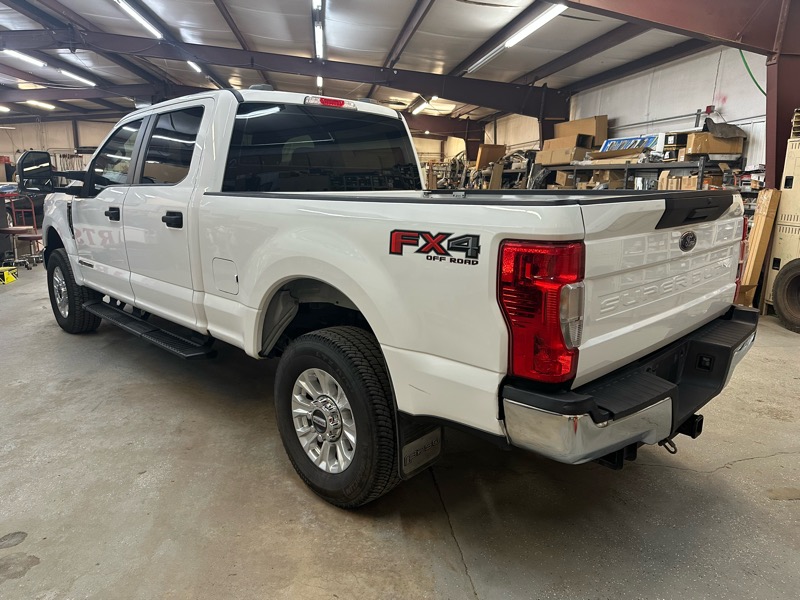 Ford F-250 SD FX4 Crew Cab 4WD 2022