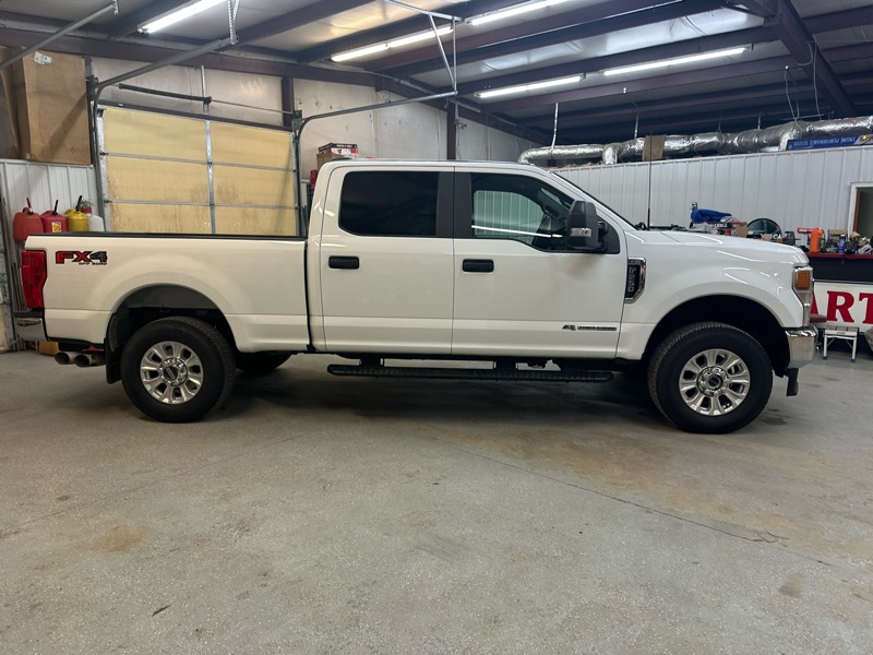 Ford F-250 SD FX4 Crew Cab 4WD 2022