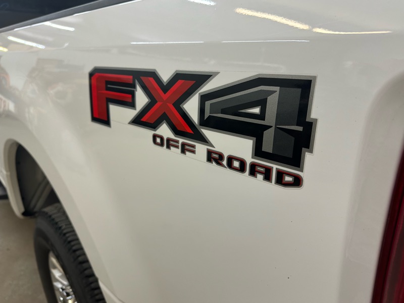 Ford F-250 SD FX4 Crew Cab 4WD 2022