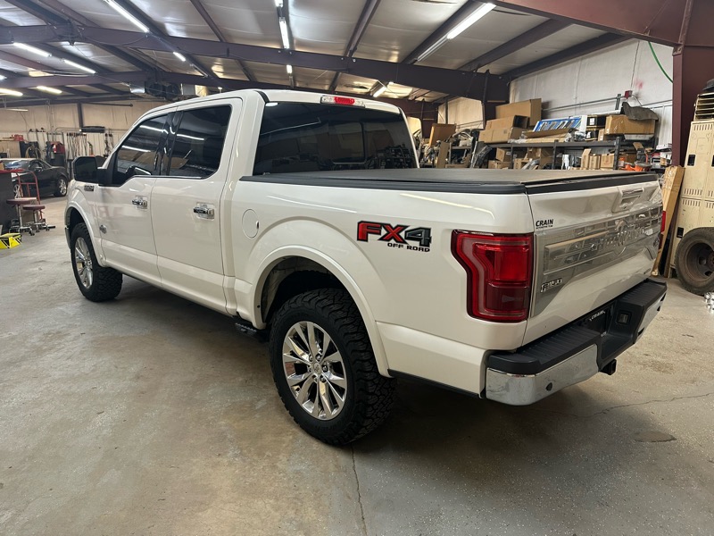 Ford F-150 King-Ranch SuperCrew 5.5-ft. Bed 4WD 2015