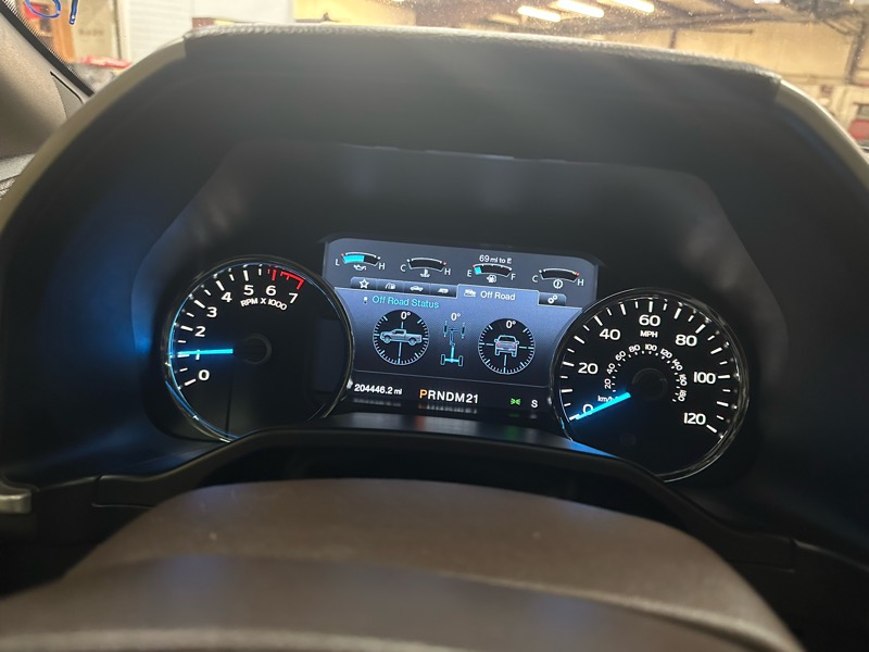 Ford F-150 King-Ranch SuperCrew 5.5-ft. Bed 4WD 2015