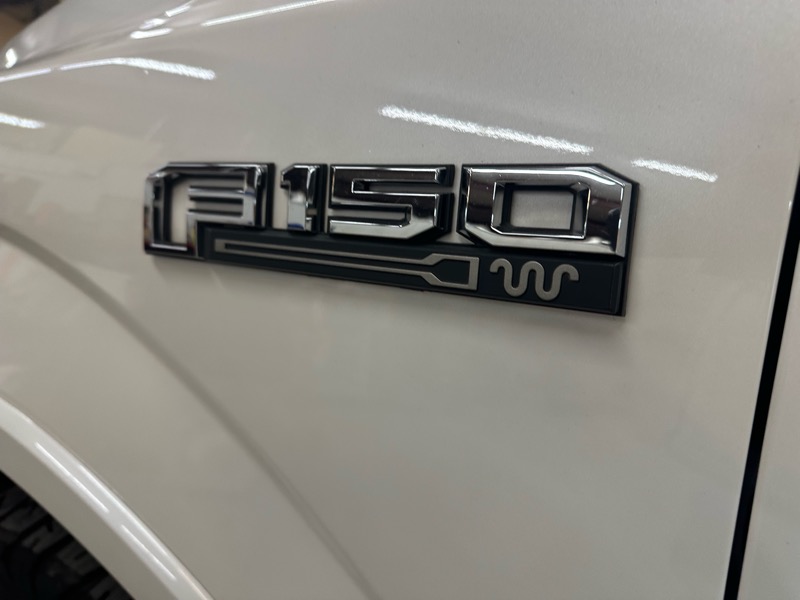 Ford F-150 King-Ranch SuperCrew 5.5-ft. Bed 4WD 2015