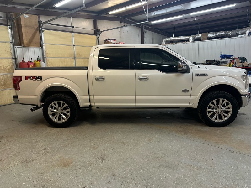 Ford F-150 King-Ranch SuperCrew 5.5-ft. Bed 4WD 2015