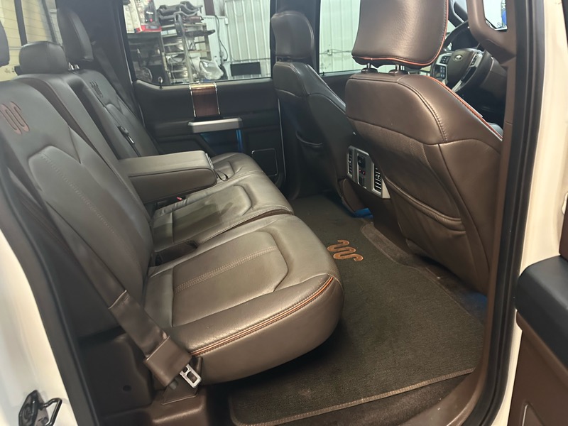 Ford F-150 King-Ranch SuperCrew 5.5-ft. Bed 4WD 2015