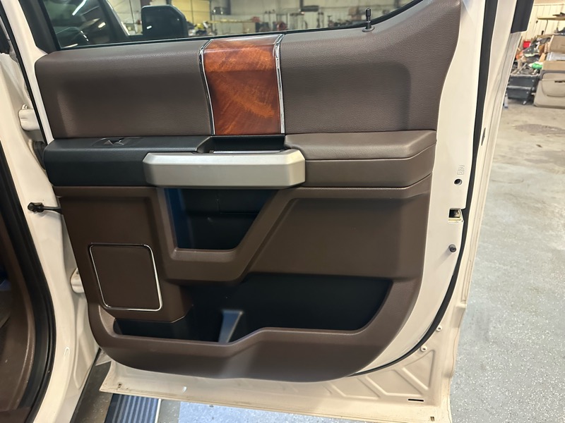 Ford F-150 King-Ranch SuperCrew 5.5-ft. Bed 4WD 2015