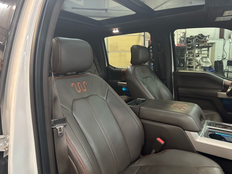 Ford F-150 King-Ranch SuperCrew 5.5-ft. Bed 4WD 2015