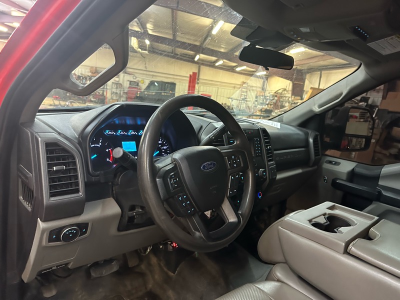 Ford F-450 SD Crew Cab DRW 4WD 2020