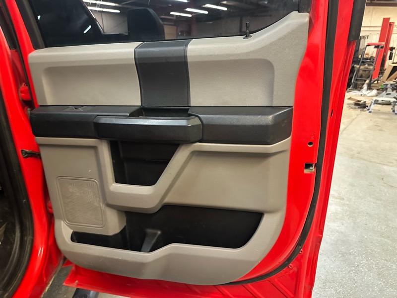 Ford F-450 SD Crew Cab DRW 4WD 2020