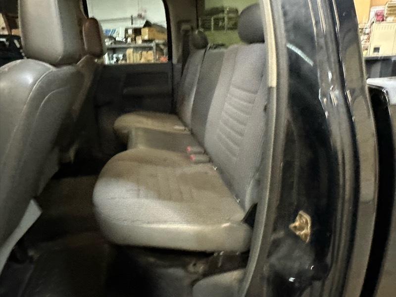 Dodge Ram 2500 4dr Quad Cab 155" WB HD 4WD 2006