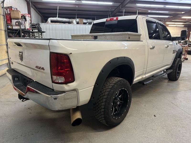 RAM 2500 SLT Crew Cab SWB 4WD 2017