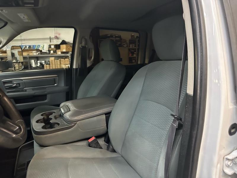 RAM 2500 SLT Crew Cab SWB 4WD 2017