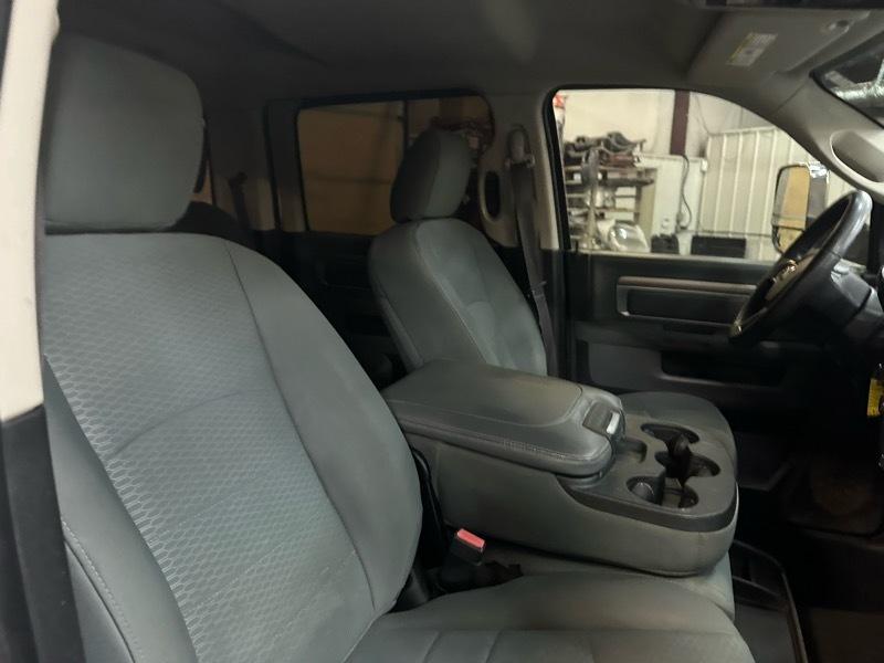 RAM 2500 SLT Crew Cab SWB 4WD 2017