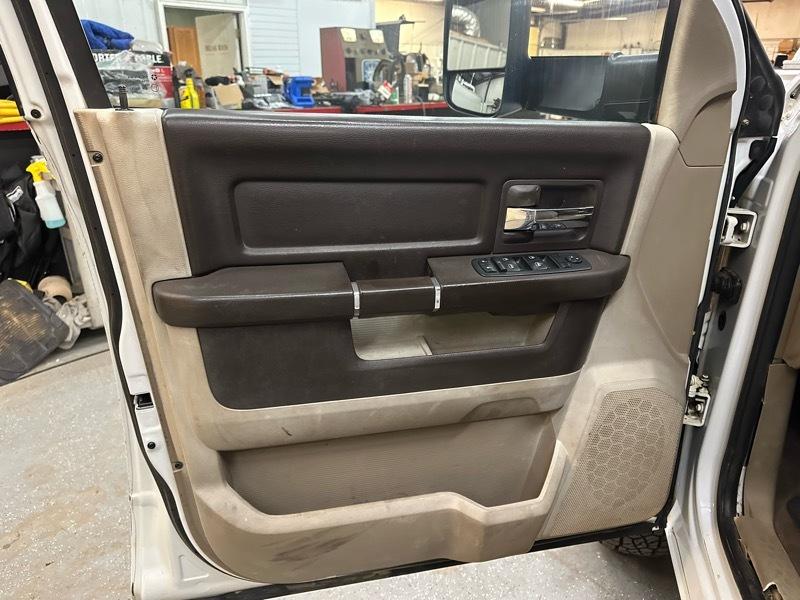 RAM 3500 SLT Crew Cab LWB 4WD DRW 2010