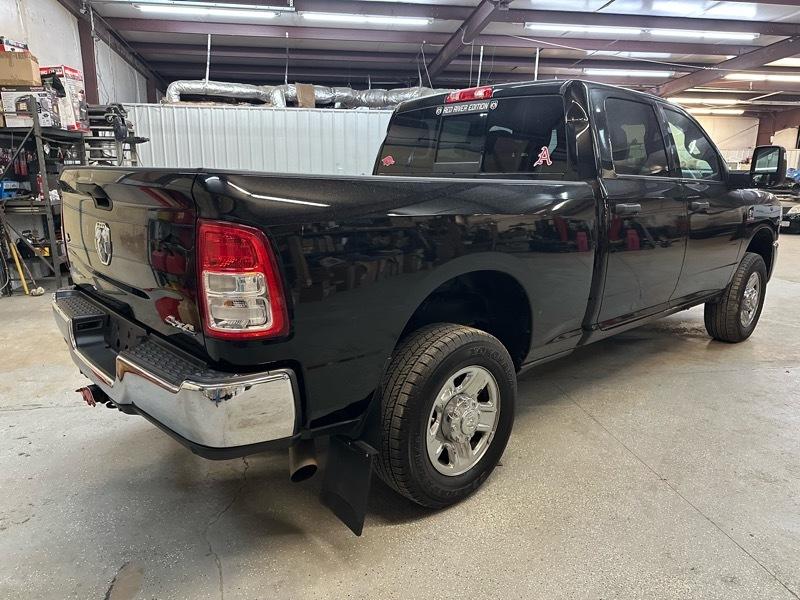 RAM 2500 Tradesman Crew Cab SWB 4WD 2023