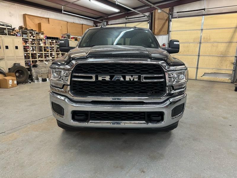RAM 2500 Tradesman Crew Cab SWB 4WD 2023