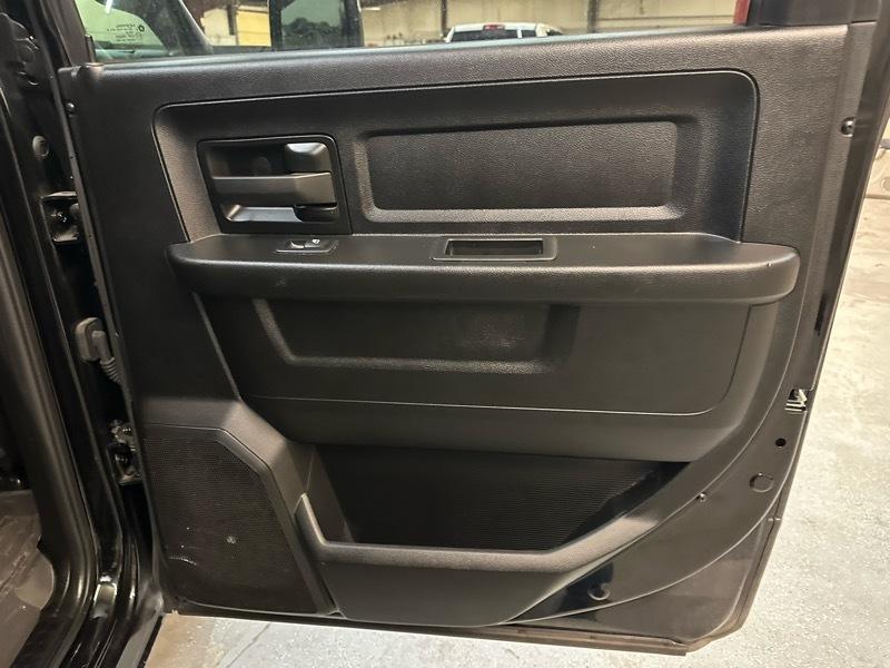 RAM 2500 Tradesman Crew Cab SWB 4WD 2023