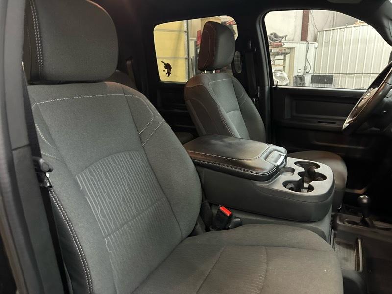 RAM 2500 Tradesman Crew Cab SWB 4WD 2023