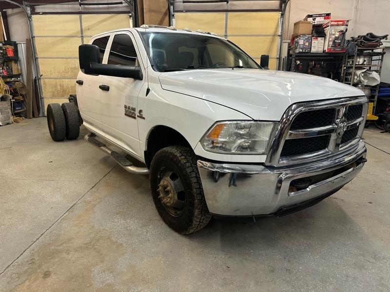 RAM 3500 Crew Cab 4WD DRW 2015