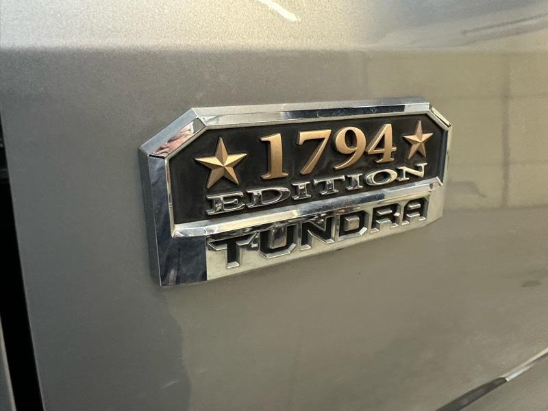 Toyota Tundra 1794 Edition Crew Max 4WD SWB 2014
