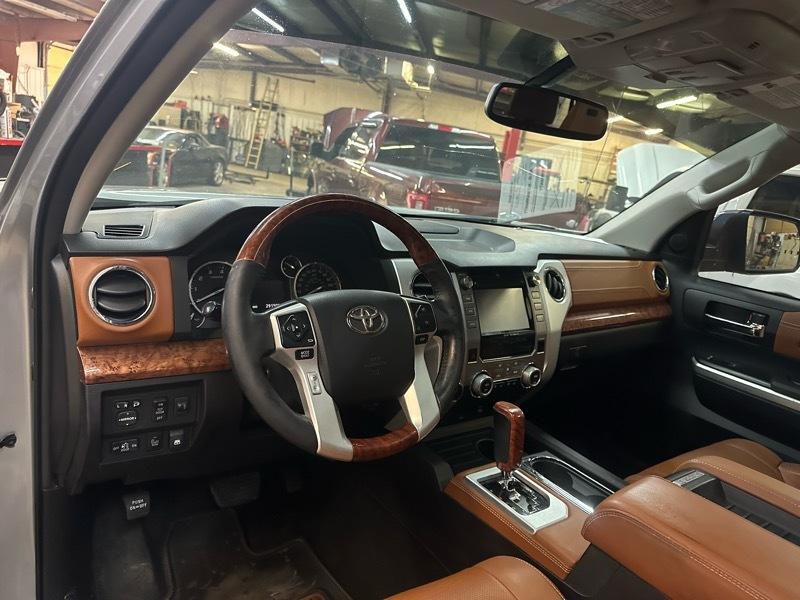 Toyota Tundra 1794 Edition Crew Max 4WD SWB 2014