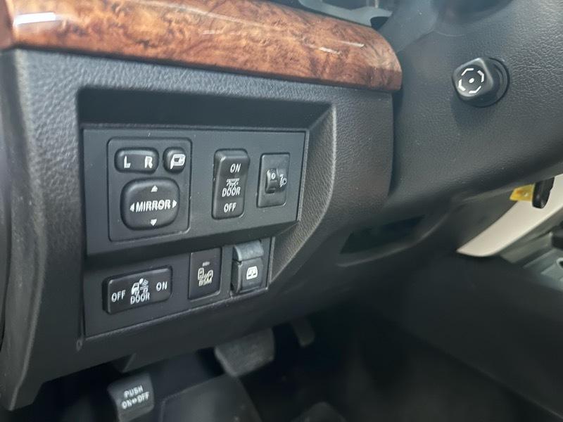 Toyota Tundra 1794 Edition Crew Max 4WD SWB 2014