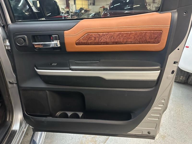 Toyota Tundra 1794 Edition Crew Max 4WD SWB 2014