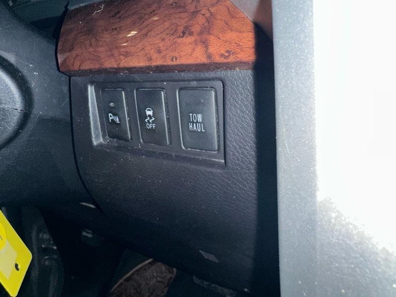 Toyota Tundra 1794 Edition Crew Max 4WD SWB 2014