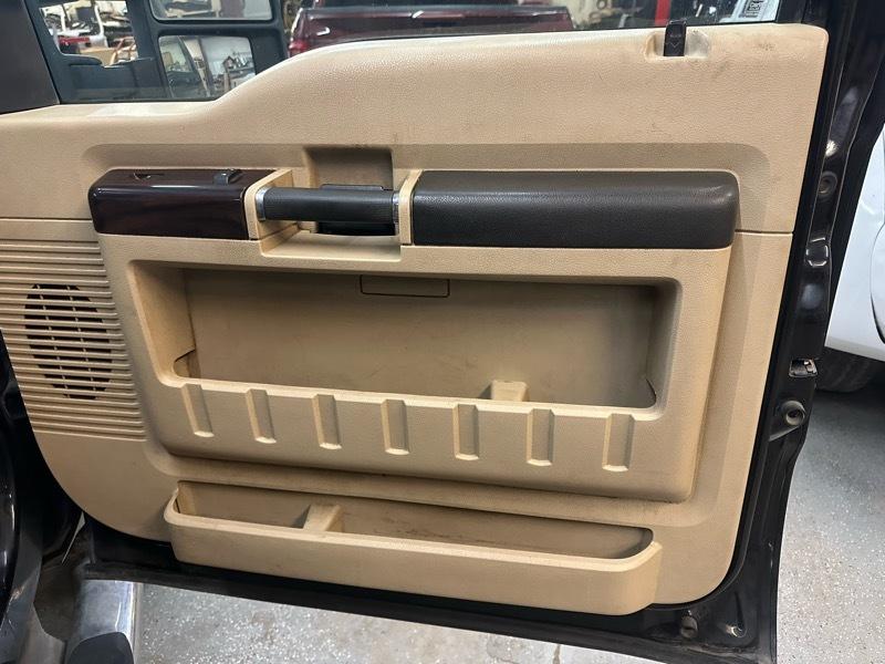 Ford F-350 SD Lariat Crew Cab 4WD 2008