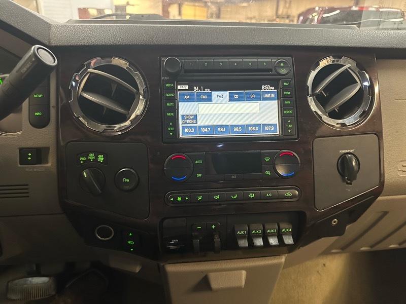 Ford F-250 SD Lariat Crew Cab SWB 4WD 2008