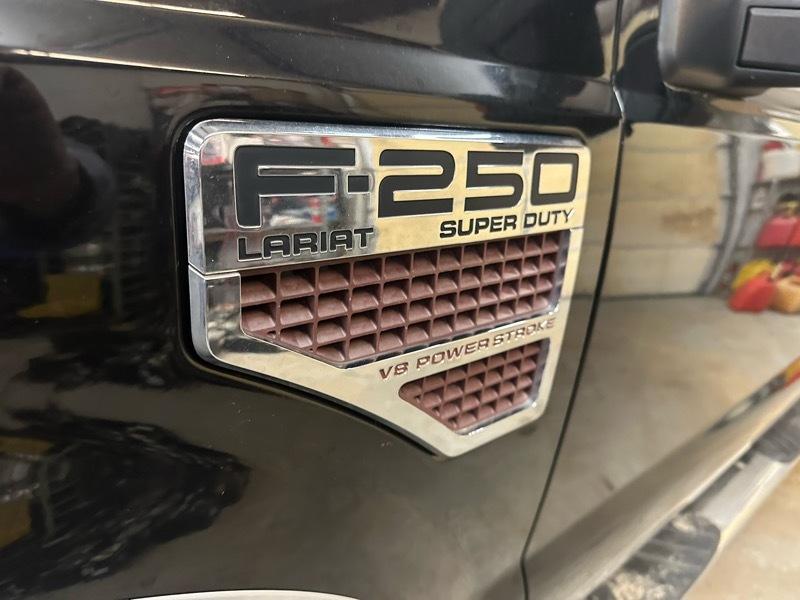 Ford F-250 SD Lariat Crew Cab SWB 4WD 2008