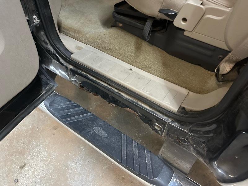 Ford F-250 SD Lariat Crew Cab SWB 4WD 2008