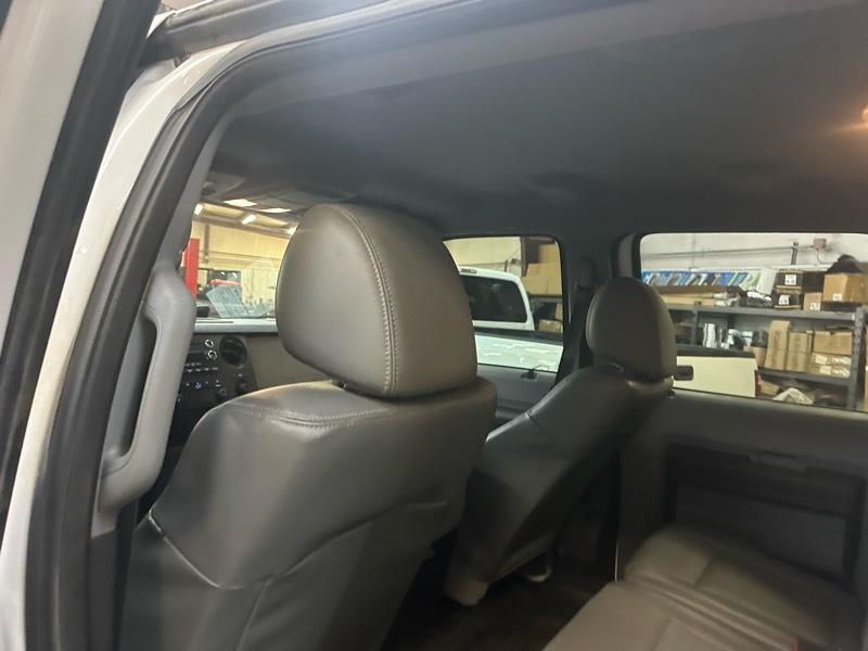 Ford F-250 SD XLT Crew Cab Long Bed 4WD 2015