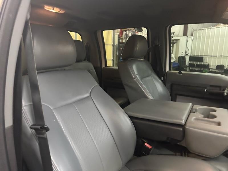 Ford F-250 SD XLT Crew Cab Long Bed 4WD 2015