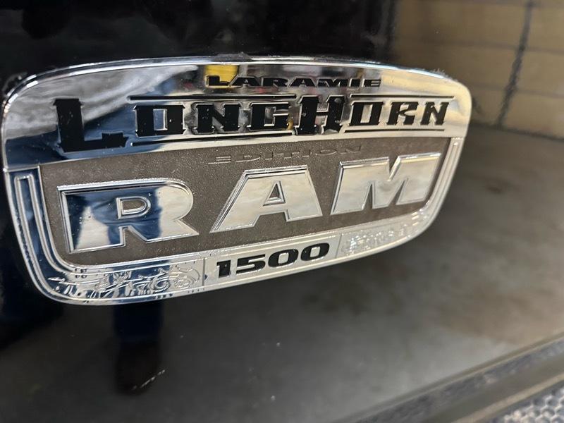 RAM 1500 Longhorn Crew Cab 4WD SWB 2015