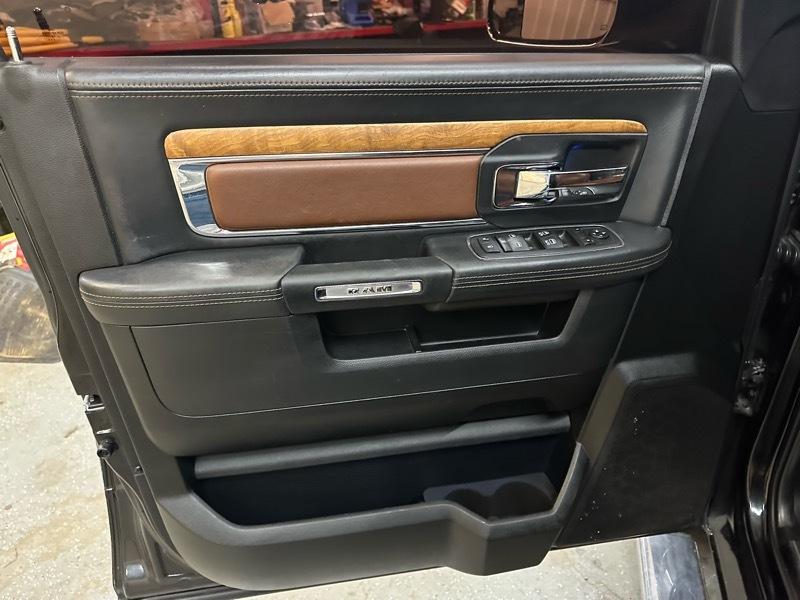 RAM 1500 Longhorn Crew Cab 4WD SWB 2015