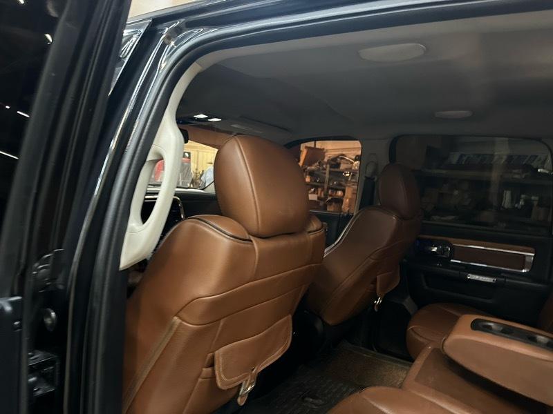 RAM 1500 Longhorn Crew Cab 4WD SWB 2015