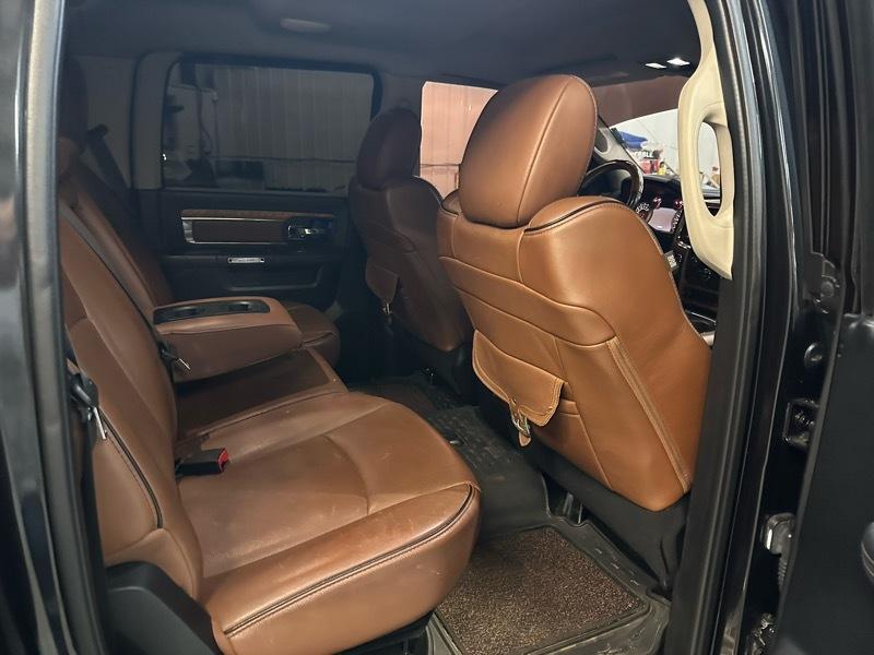 RAM 1500 Longhorn Crew Cab 4WD SWB 2015