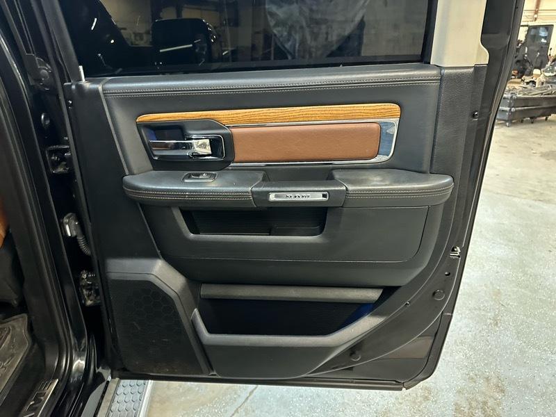 RAM 1500 Longhorn Crew Cab 4WD SWB 2015