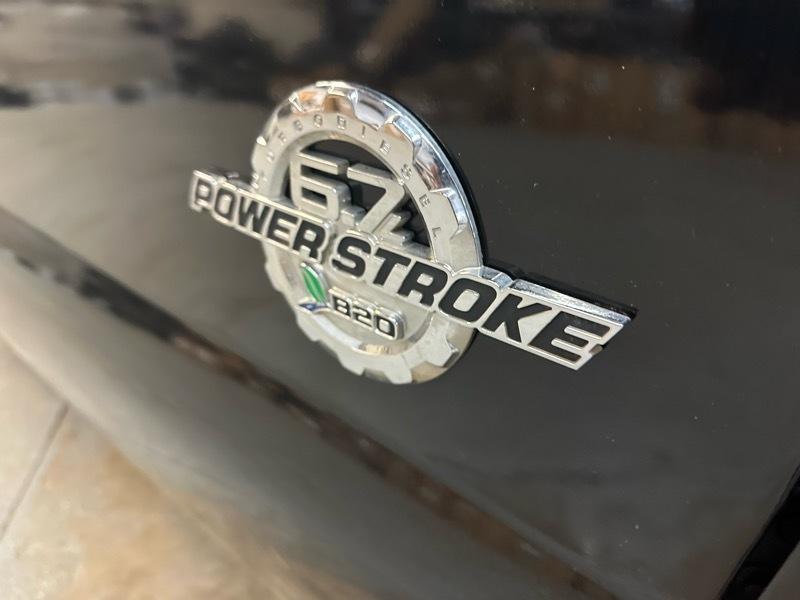 Ford F-350 SD XLT Crew Cab Long Bed DRW 4WD 2016